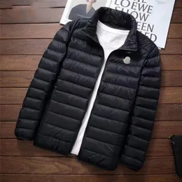 Novo designer masculino jaqueta leve jaqueta de inverno Monc puffer curto brilhante jaqueta com capuz casal elegante e versátil terno de pão casacos de cor sólida para homens