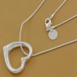 Nova joia de prata barata 925 Sterling Silver Fashion Charm Heart Love Pingente Colar 10032320