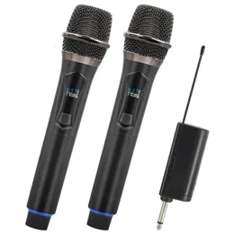 Microfoni Microfono wireless portatile con adattatore 6 3 5 mm Ricevitore 2 canali UHF Microfono professionale per karaoke Party Band Meeting 231216