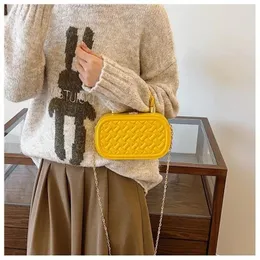Вечерние сумки-цепочки на плечо из искусственной ленты, женская распродажа 2024, высококачественная однотонная сумка, швейная нить, через плечо, Bolsa Transversal