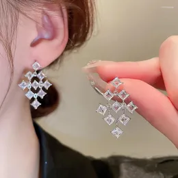 Baumelnde Ohrringe, romantische Hochzeits-Accessoires, schillernder heller Zirkon-Stein, luxuriöser geometrischer schicker Stil für Frauen, ausgehöhlter Schmuck