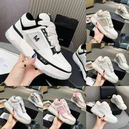 Amiiri Top Qualité MA 1 10A Casual Chaussures Designer Sneaker Football Mousse Os Tennis Basketball Entraîneur Hommes Cuir Chaussure De Course Noir Blanc Ami Femmes Plateforme Piste Y1HF