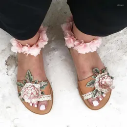 Sandaler 2023 Summer Hollow Out Flowers Roman Style Soft Bottom Beach Casual Big Size Flat Zapatos Para Mujeres Non-Slip Chinelo