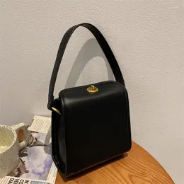 Вечерние сумки Высококачественная текстурированная маленькая сумка в стиле ретро Женская сумка через плечо Ручная сумка в квадратном стиле 2024