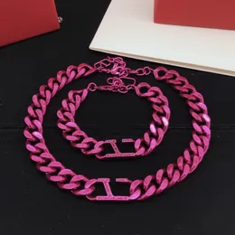 Rose Red Thick Chain Necklace Bracelet Earring Hiphop Rock Punk European American Rugged Torsion slip Neckchain Full Diamonds V-Letter Ear Stud Sets Design Jewelry