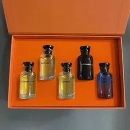 Set di fragranze di profumo di marchio famoso deodorante 10mlx5 apogee rose desams con le vesciche les sable le jour se profumo kit 5 in 1 with box festival