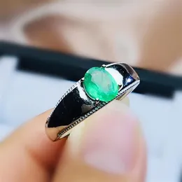 Doğal gerçek zümrüt küçük yüzük mücevher başına 5 6mm 0 9ct taş 925 Sterling Gümüş Erkekler veya Kadınlar İçin J210296 Küme Yüzükleri310F