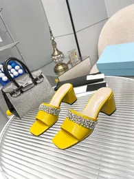 Роскошные дизайнеры сандалии скользят бренд женские женские полые новые цветовые платформы тапочки женский слайд 0908