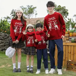 Familie passende Outfits Weihnachten Mama Tochter Baumwolle Hirsch Sweatshirt Kleid Papa Sohn Tops Hosen Paar Jahr Kleidung 231218