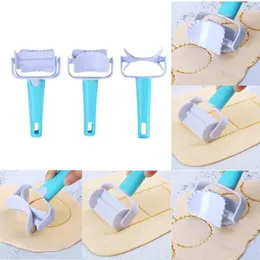 Baking Moulds Dumpling Maker Dough Cutter Mould Kitchen Pastry Tools Pie Ravioli Biscuit Cookie Roller Home Accessories