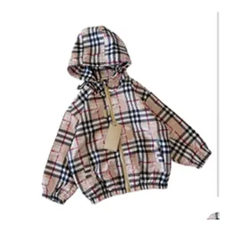 Barns designer Autumn/Winter Letter Hooded dragkedja Baby Baby Trench Casual All-Match slitstorlek 100-150 cm D003 Drop Delivery DHP0N