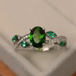 Ovaler Smaragd-Edelstein-Ring für Damen, leichte Luxus-Spitze mit Diamant, originelles Design, S925-Sterlingsilber, Damenmode, wild, Ri307n