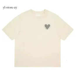 Camiseta Ami para hombre bordado corazón rojo sólido Amis Paris camisas para hombre diseñador Top manga corta amor cuello redondo corazón Amis 6202