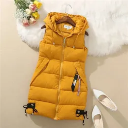 Women's Vests 2023 Autumn Women Vest Winter Puffer Parkas Coat Casual Pocket Hooded Waistcoat Female Sleeveless Jacket Outerwear 231218