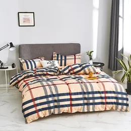 Zestawy pościeli nowoczesne mody z zestawem kratą kołdrę kołdrę kołdra arkusz łóżka i poduszka domowa tkanina dla dorosłych dzieci 231218