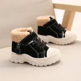 Детские теплые зимние ботинки для мальчиков, утепленная бархатная хлопковая обувь для девочек, непромокаемая короткая обувь для малышей, 231218