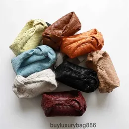 TOTES Çantalar Botte Venetas Dokuma Çantalar Crossbody Bulut Torbası Deri Deri Kadınlar Pileli Çanta Yüksek Demir Batı Moda Beyaz Dokuma Mini Deri Düğümlü WN-Gl08