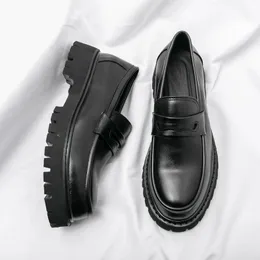 Klänningskor Plattform Loafers Män tjockt Soled Wedding Black Formal Business Slip on Leather Hos Casual 231218