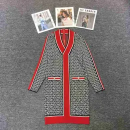 Damen Trenchcoats Designer New V-Ausschnitt Labyrinth Muster Langarm Strickjacke Gute Qualität für Frauen JB7K