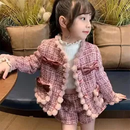 Clothing Sets Vintage European Style Toddler Baby Girls Long Sleeve Knit Tweed Cardigan Shorts Autumn Winter Kids Thicken Warm Suit 231218