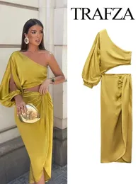 Urban Sexy Dresses TRAFZA Kleid für Frauen, gelbes asymmetrisches Satin-Ausschnitt, lang, gerüscht, schulterfrei, elegantes Abend-Party-Kleid 231218