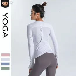 Designer Al Yoga Legging Estate Vita alta Sollevamento fianchi No Trace Pantaloni color carne Aloyoga Maniche lunghe Donna Indietro Asciugatura rapida Sport Top aderente Traspirante Professional2