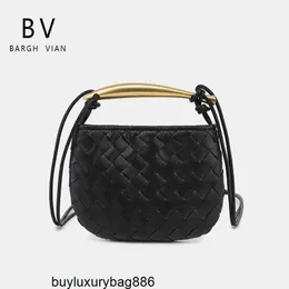 크로스 바디 백 디자이너 가죽 핸드백 Botte Venetas Bargh Vian Genuine Sardine Womens Bag Woven Cowhide 금속 손잡이 1 어깨 비스듬한 십자가 작은 라운드 HBF7