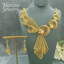 Hochzeitsschmuck setzt afrikanische nigerianische Luxus -Set Dubai 24K Gold Plated Halskette Ohrring Party Jubiläum Accessoires Geschenke 231219