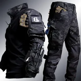 Tuta tattica da rana da uomo Abbigliamento softair Paintball militare 2 pezzi Set Camicie da assalto SWAT Pantaloni uniformi delle forze speciali 240111