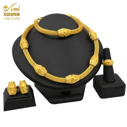 Bröllopsmycken set aniid Dubai Woman Set Gold Plated African Necklace Armband Earring Bridal Luxury Nigerian Jewelery Party 231219