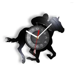 壁の時計馬術時計モダンな乗馬アート装飾ヴィンテージレーシングレコードホースマンギフト
