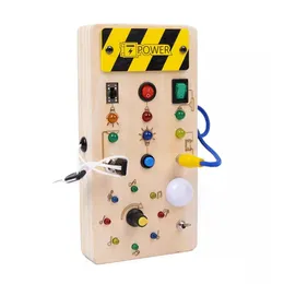 Intelligence toys Wooden Sensory Toys Busy Board Montessori No Toxic Handle Switch Light Creative Design for Boys Girls 231218