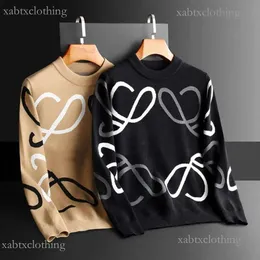 Suéter de punto de invierno para hombre Lovewe Sudadera con capucha de cuello redondo Loe Jacquard Camiseta de manga larga Diseñador Suéter de lana Hombres Mujeres Sueltas Negro