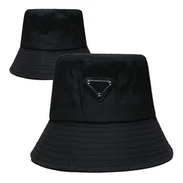 Nouveaux Designers Hommes Femmes Seau Chapeau Ajusté Chapeaux Soleil Prévenir Bonnet Bonnet Casquette De Baseball Snapbacks En Plein Air Bord De Pêche Robe Beani228g