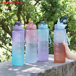 Wasserflaschen LMHBJY 1000 ml Farbverlauf Flasche Frosted Space Cup Tragbare Seil Saugmund Gym Sport