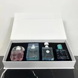 Vendite di deoditore Nuovo set spray eau de toilette 4 stile per uomo profumo 4*30ml homme oour diamond a lungo tempo duraturo di buona qualità