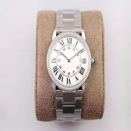 L'orologio da coppia alla moda in acciaio inossidabile è adatto per l'abbigliamento da festa di nozze degli studenti più eccezionale il primo inserto TWAROVSKI2282