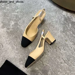 Wysokiej jakości sandały grube pompki Czaskie obcasy blokowe płaskie płaskie palce damskie luksusowe projektanci skórzane sole ślubne buty biurowe