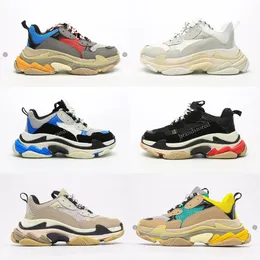 Designer-Schuhe Triple S Sneakers Luxus Casual Herrenschuhe Klare Sohle Schwarz Weiß Beige Vintage Dad Old Freizeitschuhe Outdoor Plattform Jogging Damen Sneakers