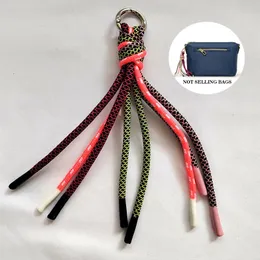 Bag Parts Accessories Highquality Fashion Luxury Brand Tassel Female Decoration Hardware Antitheft Keychain Hanging Ornaments 231219