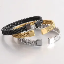 Bangle Simple Flätad platt C-formad öppning av rostfritt stål armband Kvinnor Trendiga unika design manschettsmycken gåvor