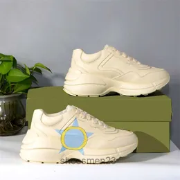 Rhyton 디자이너 신발 Beige 남자 운동화 트레이너 빈티지 럭셔리 Chaussures Wave Ladies Shoe Fashion Sneakers PBSI