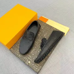 Erkekler Sürüş Ayakkabısı Monte Carlo Moccasin Loafer Tasarımcı Sürücü Ayakkabıları Tahıl Deri Kabartmalı Çiçek Desen Kayması Slip-On Elbise Ayakkabı Boyutu 38-46 02