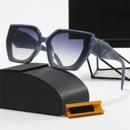 Óculos de sol de luxo Mulher Triângulo Classic Triângulo Sol Vidro Color Block Frame Goggle Overling Beach Sun Glasses para Man Multi Color