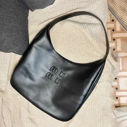 Luxury Designer Womens Weekend Bags Shopper Mens Clutch Travel Cross Body Shoulder Bags Totes Medium Genuine Leather Hand Bag