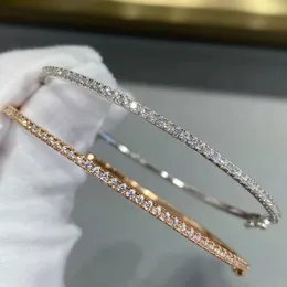 Braccialetti con ciondoli Gioielli di lusso in argento sterling puro 925 di alta qualità Bracciale semplice e sottile da donna che brilla ogni giorno regalo di compleanno 231218