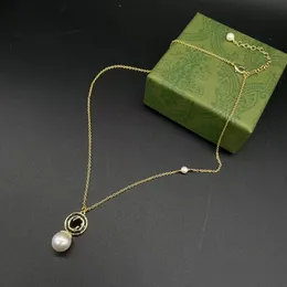 2023 neue Mode Perle Brief Anhänger Halskette 18k Gold Pullover Kette Designer Schmuck für Frauen Party Jubiläumsgeschenke