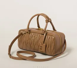 Arcadie matelasse mode 2024 designer handväska mu bowling väska axelväska lyxig plånbok läder tote