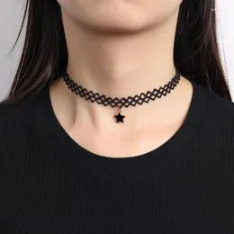 Anhänger Halsketten Retro Punk Stil Schwarz Fünfzackigen Stern Spitze Halskette Einfache Temperament Mädchen Kette Persönlichkeit Schlüsselbein