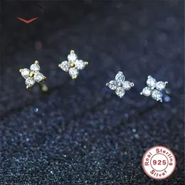 Pendientes de plata de ley 925 con forma de flor, aretes coreanos pequeños de circonita de cristal fresco para niña, joyería de la suerte de cuatro hojas 2754